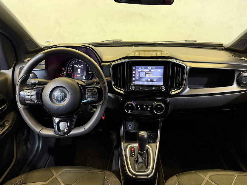 Foto do veículo FIAT STRADA  VOLCANO 1.3 FLEX 8V CD AUT. 2023 13.089 KM 114.900,00