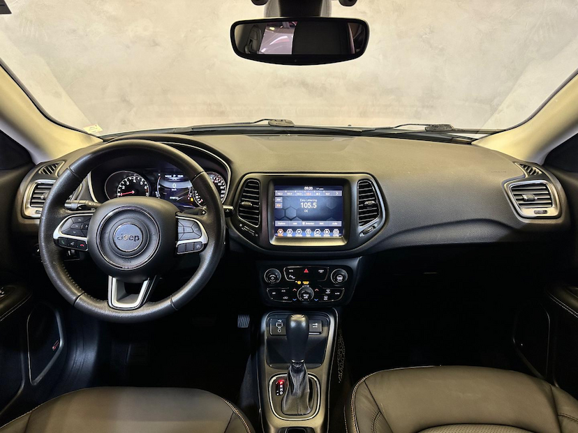 Foto do veículo JEEP COMPASS  LONGITUDE F 2018 77.255 KM 92.900,00