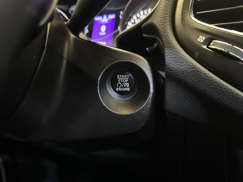 Foto do veículo JEEP COMPASS  LONGITUDE F 2018 77.255 KM 92.900,00
