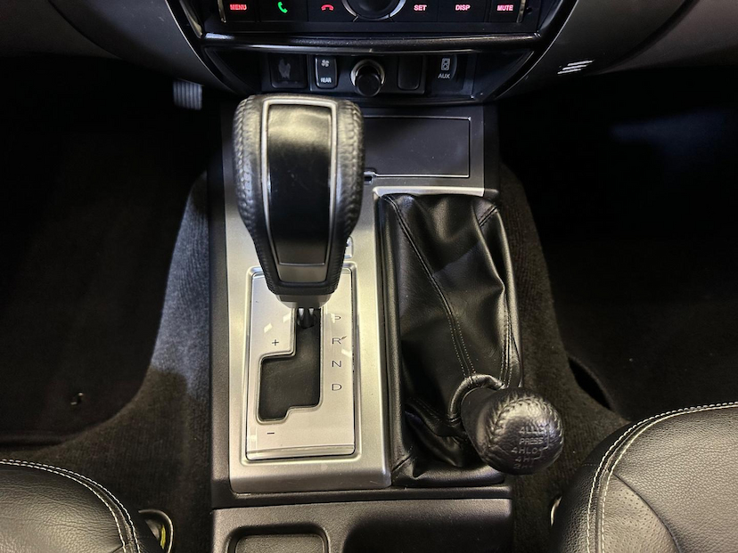 Foto do veículo MITSUBISHI PAJERO DAKAR  4X4 AUT 3.5 7 LUGARES FLEX 2015 106.062 KM 114.900,00