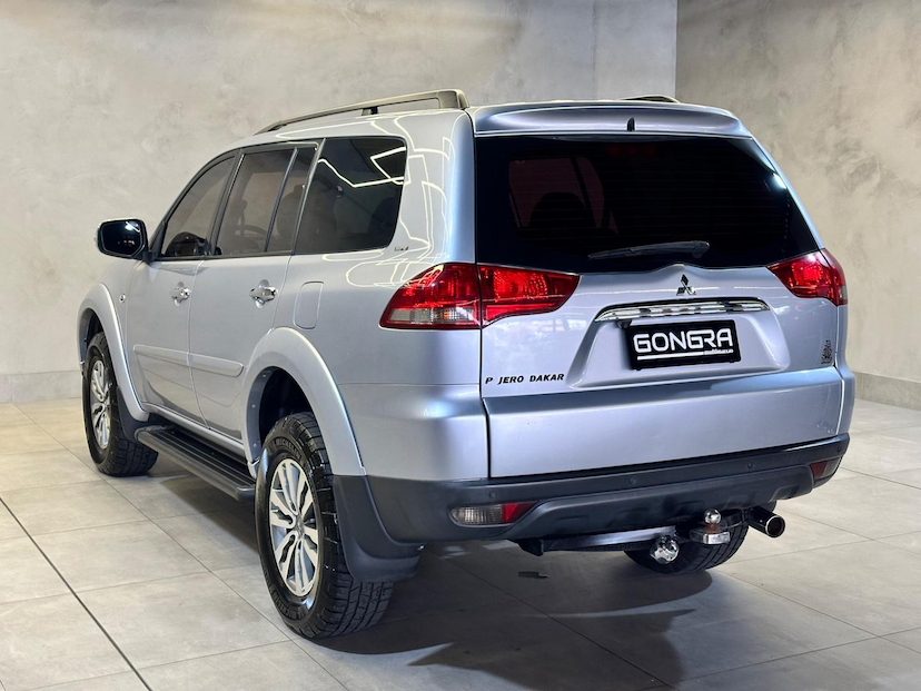 Foto do veículo MITSUBISHI PAJERO DAKAR  4X4 AUT 3.5 7 LUGARES FLEX 2015 106.062 KM 114.900,00