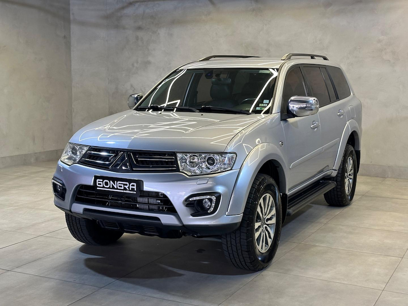 Foto do veículo MITSUBISHI PAJERO DAKAR  4X4 AUT 3.5 7 LUGARES FLEX 2015 106.062 KM 114.900,00