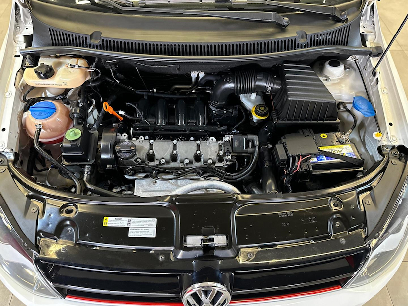 Foto do veículo VOLKSWAGEN FOX  ROCK IN RIO 2014 92.265 KM 46.900,00