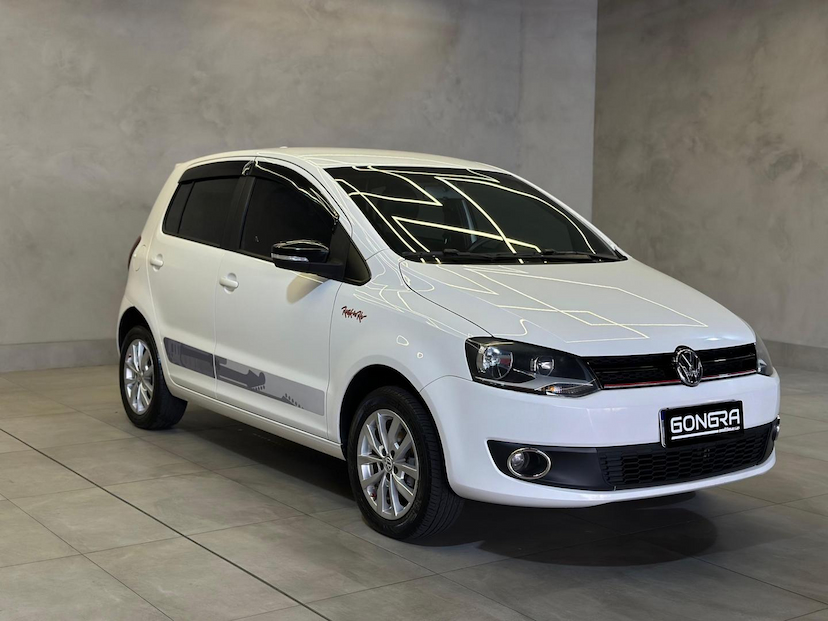 Foto do veículo VOLKSWAGEN FOX  ROCK IN RIO 2014 92.265 KM 46.900,00
