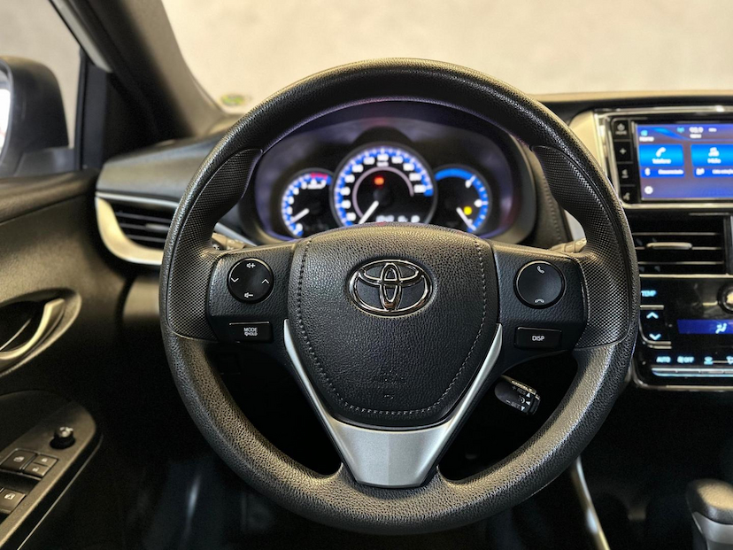 Foto do veículo TOYOTA YARIS  HATCH XL PLUS 1.5 2020 69.738 KM 84.900,00