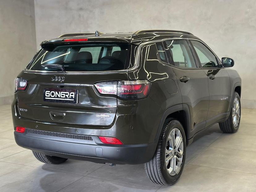 Foto do veículo JEEP COMPASS  LONG. T270 1.3 TB 4X2 FLEX AUT. 2022 200 KM 138.900,00