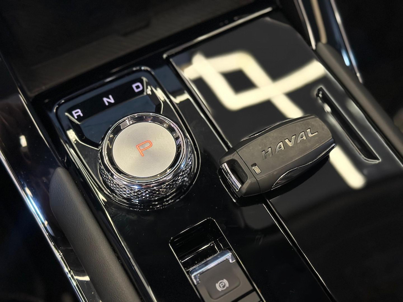 Foto do veículo GWM HAVAL H6  H6 PREMIUM PHEV AWD 2025 2.288 KM 246.900,00
