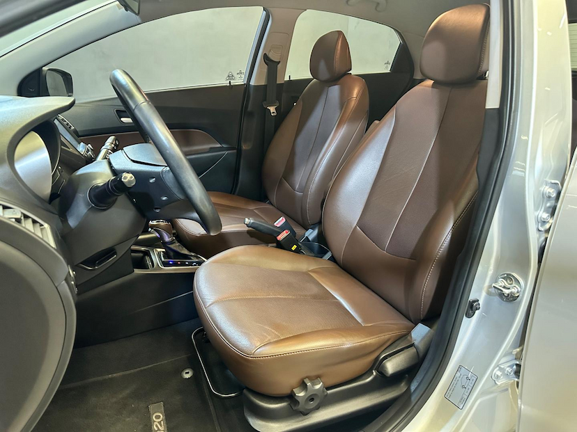 Foto do veículo HYUNDAI HB20  PREMIUM 1.6 FLEX 16V AUT. 2017 62.710 KM 68.900,00