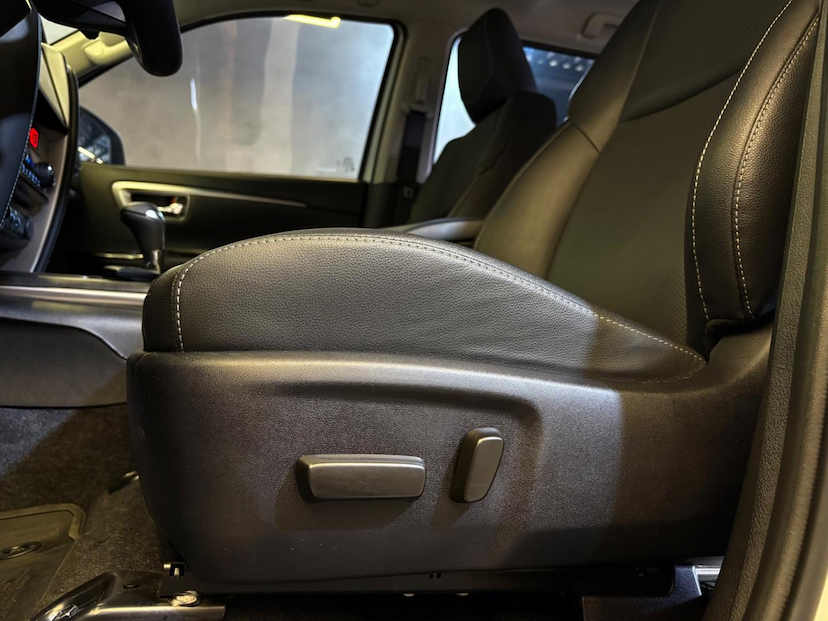 Foto do veículo TOYOTA HILUX  SW4 SRX 4X4 2.8 TDI 16V DIES. AUT. 2024 48.331 KM 339.900,00