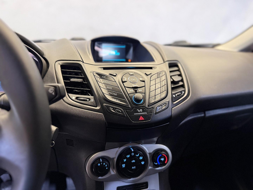 Foto do veículo FORD FIESTA  16SE 2019 112.955 KM 56.900,00