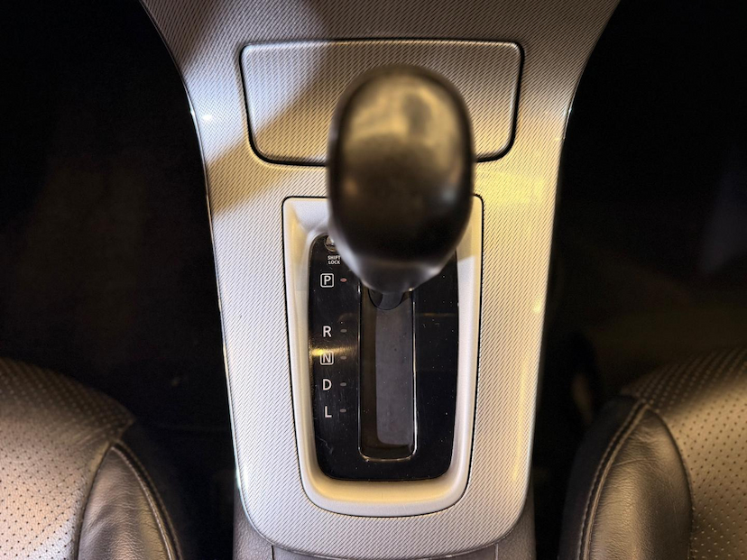 Foto do veículo NISSAN SENTRA  20SL CVT 2015 104.950 KM 59.900,00