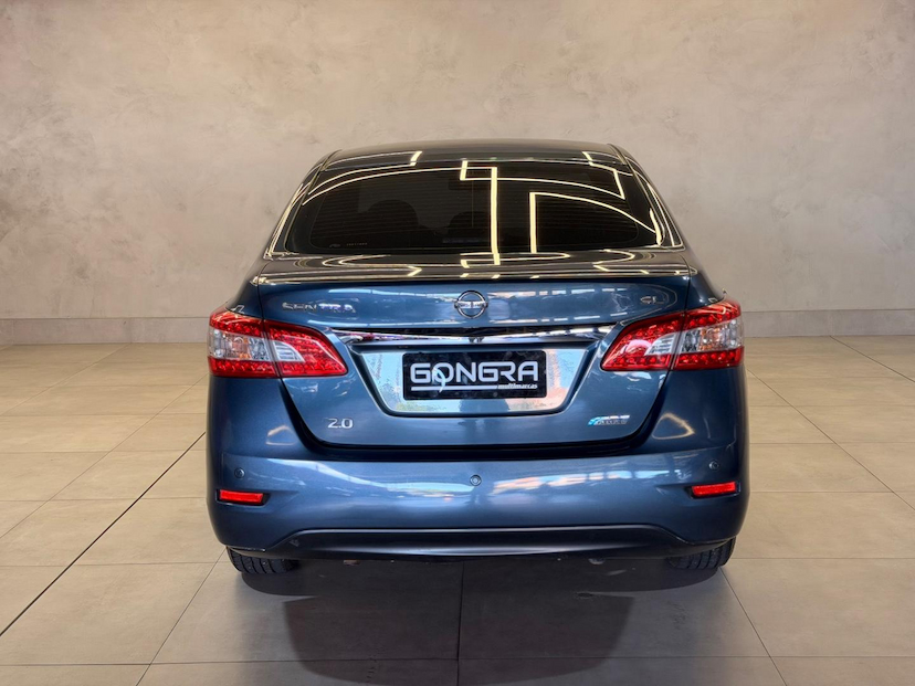 Foto do veículo NISSAN SENTRA  20SL CVT 2015 104.950 KM 59.900,00