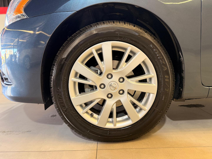 Foto do veículo NISSAN SENTRA  20SL CVT 2015 104.950 KM 59.900,00