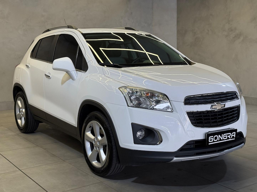 Foto do veículo CHEVROLET TRACKER  LTZ 1.8 16V FLEX 4X2 AUT. 2015 103.101 KM 70.900,00