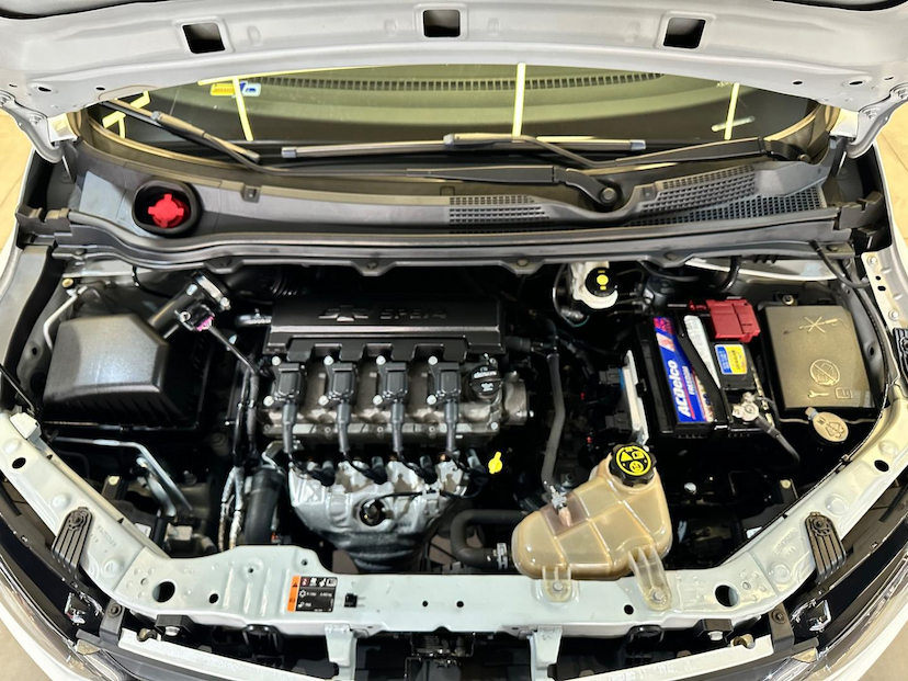 Foto do veículo CHEVROLET ONIX  1.4AT LTZ 2019 45.025 KM 72.900,00