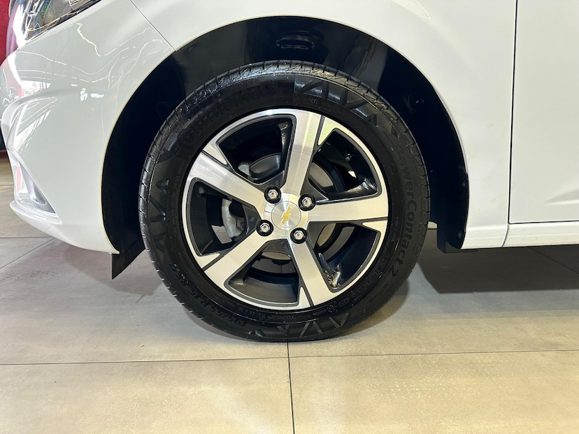 Foto do veículo CHEVROLET ONIX  1.4AT LTZ 2019 45.025 KM 72.900,00