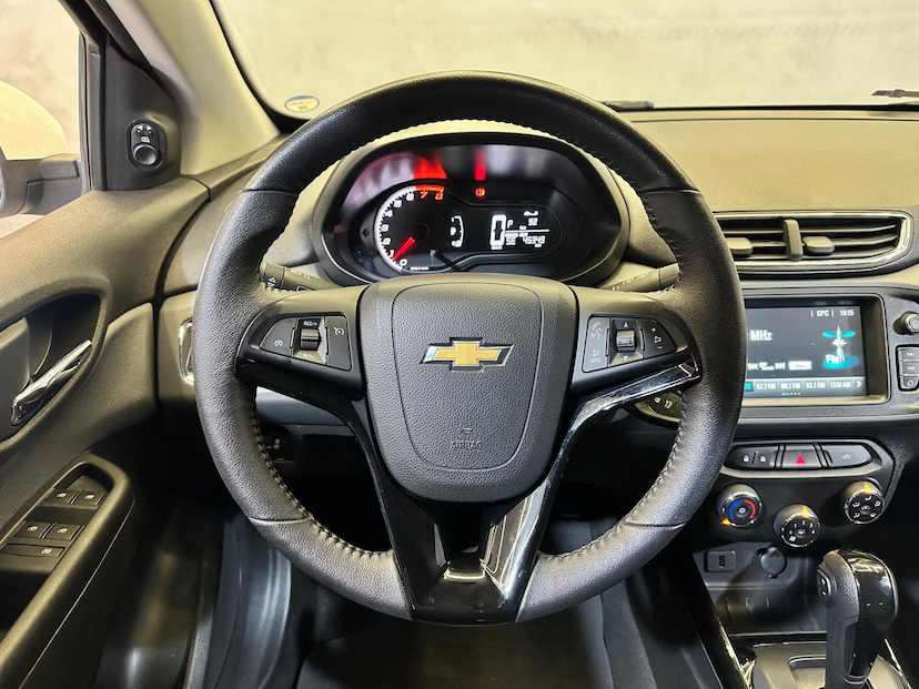 Foto do veículo CHEVROLET ONIX  1.4AT LTZ 2019 45.025 KM 72.900,00