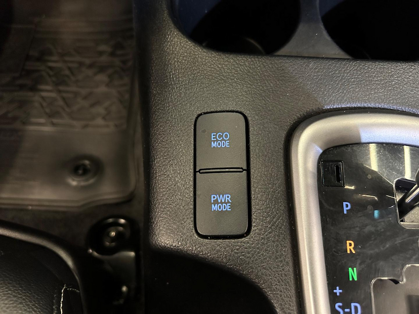 Foto do veículo TOYOTA HILUX  CDSRXA4FD 2021 50.893 KM 244.900,00