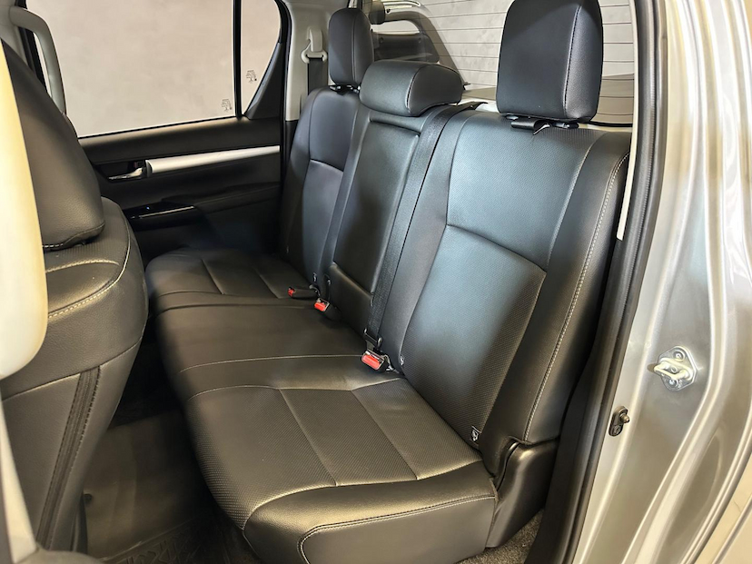 Foto do veículo TOYOTA HILUX  CDSRXA4FD 2021 50.893 KM 244.900,00