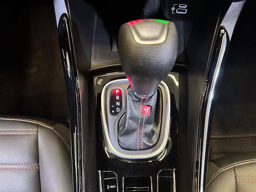 Foto do veículo FIAT FASTBACK  ABARTH 270 2024 19.402 KM 135.900,00