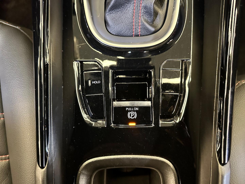 Foto do veículo FIAT FASTBACK  ABARTH 270 2024 19.402 KM 135.900,00