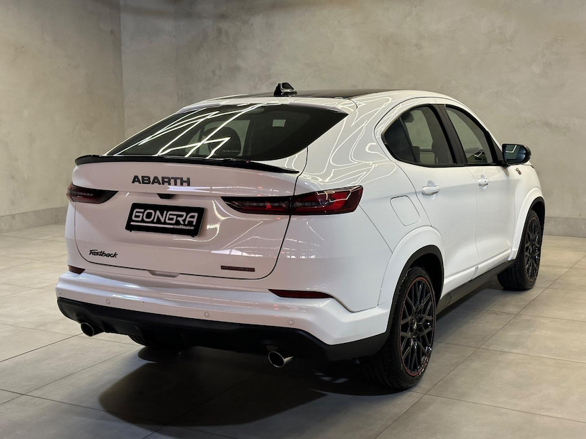 Foto do veículo FIAT FASTBACK  ABARTH 270 2024 19.402 KM 135.900,00