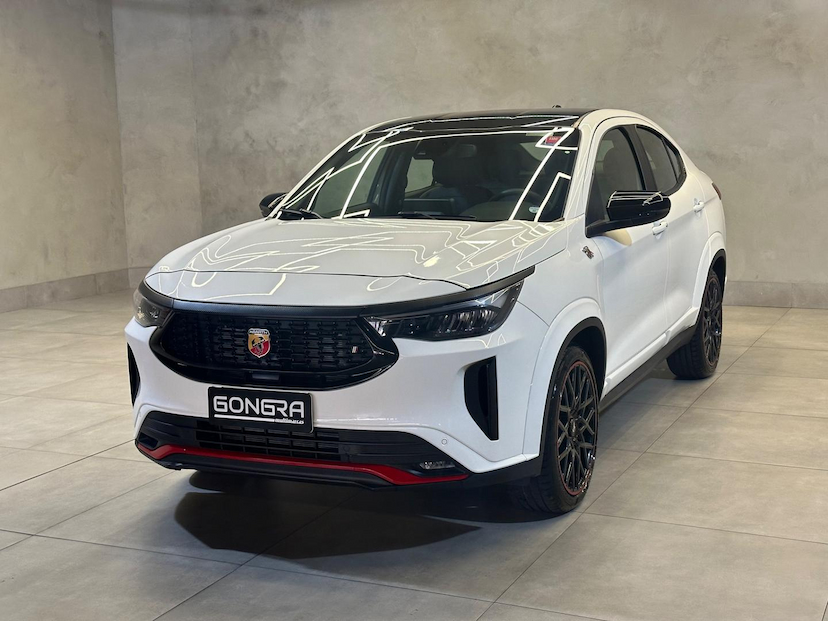 Foto do veículo FIAT FASTBACK  ABARTH 270 2024 19.402 KM 135.900,00