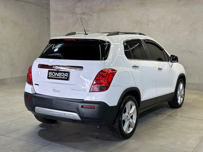 Foto do veículo CHEVROLET TRACKER  LTZ 1.8 16V FLEX 4X2 AUT. 2014 116.869 KM 66.900,00