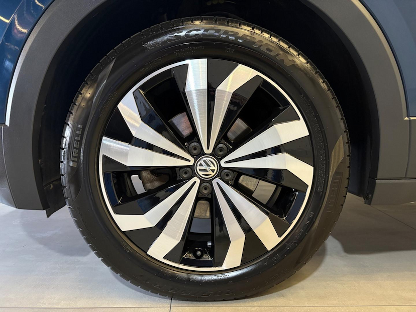 Foto do veículo VOLKSWAGEN T-CROSS T CROSS COMFORTLINE TSI AT 2021 57.945 KM 106.900,00
