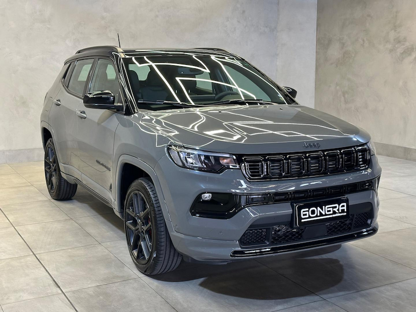 Foto do veículo JEEP COMPASS  BLACKHAWK 2025 27.880 KM 209.900,00