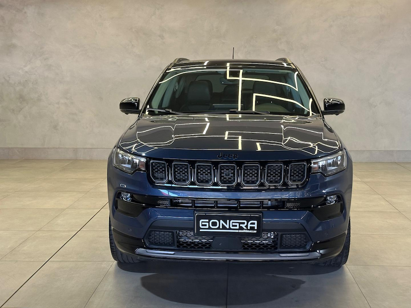 Foto do veículo JEEP COMPASS  S 4XE 2023 19.059 KM 178.900,00