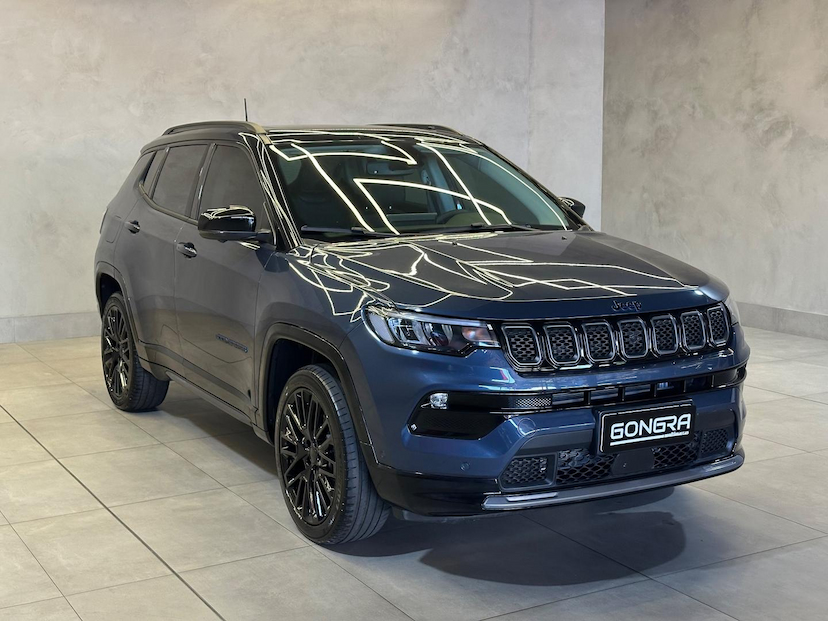 Foto do veículo JEEP COMPASS  S 4XE 2023 19.059 KM 178.900,00