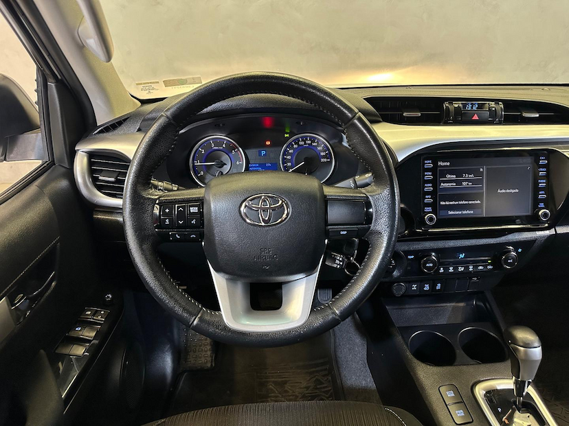 Foto do veículo TOYOTA HILUX  CD SR AUTOMÁTICA 3.0 4X4 2020 101.083 KM 186.900,00