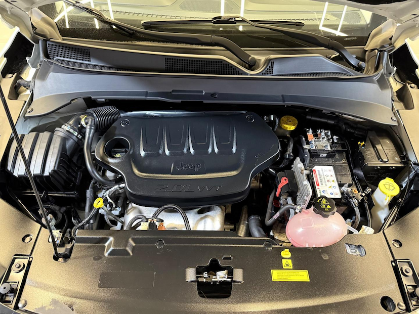 Foto do veículo JEEP COMPASS  LONGITUDE F 2017 30.663 KM 94.900,00