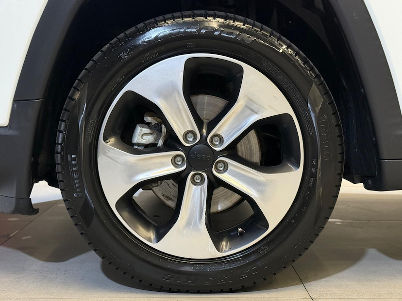 Foto do veículo JEEP COMPASS  LONGITUDE F 2017 30.663 KM 94.900,00