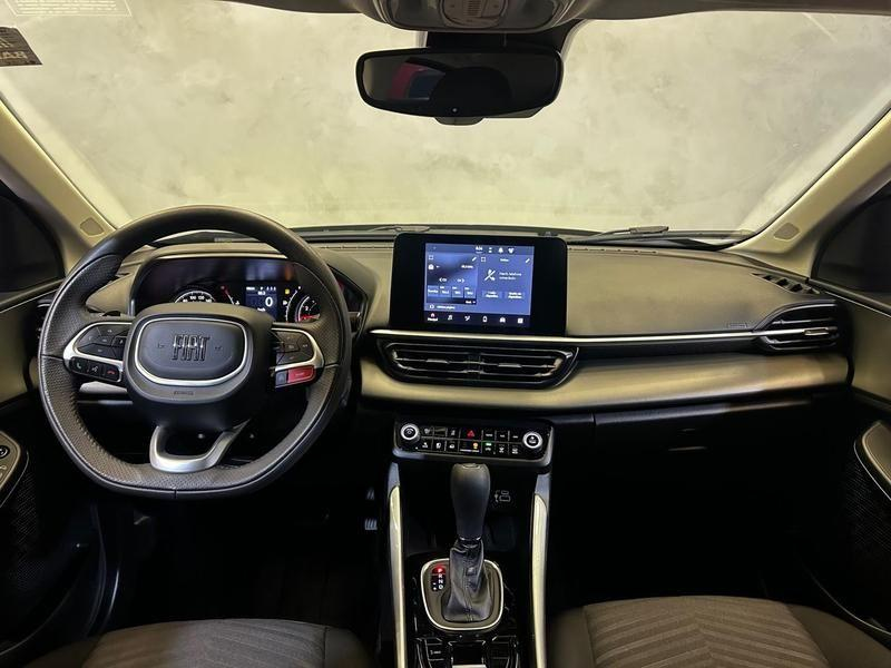 Foto do veículo FIAT FASTBACK  AUDACE 2023 16.685 KM 102.900,00