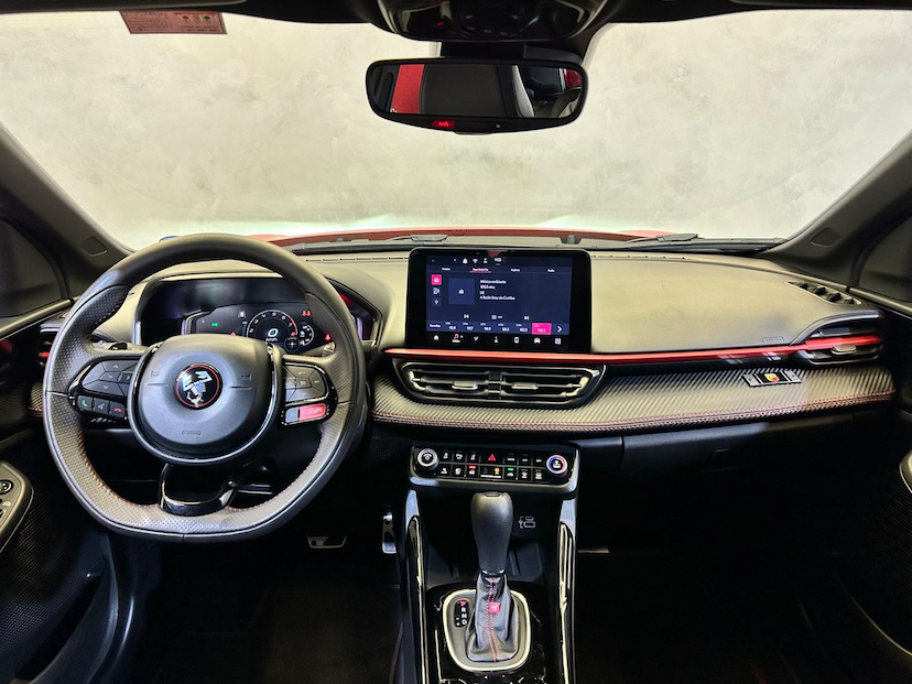 Foto do veículo FIAT PULSE  ABARTH 270 2024 16.606 KM 128.900,00