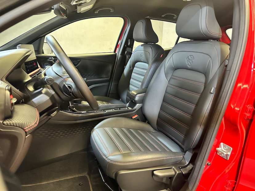 Foto do veículo FIAT PULSE  ABARTH 270 2024 16.606 KM 128.900,00