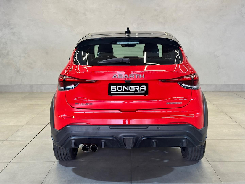 Foto do veículo FIAT PULSE  ABARTH 270 2024 16.606 KM 128.900,00