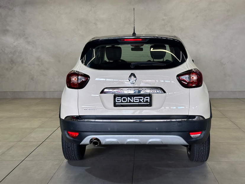 Foto do veículo RENAULT CAPTUR  INTEN 16A 2018 53.349 KM 74.900,00