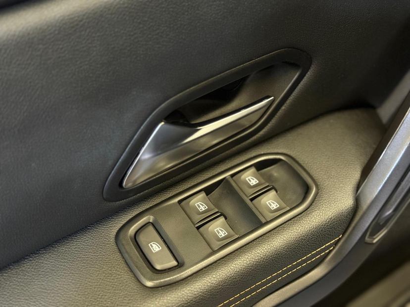 Foto do veículo RENAULT DUSTER OROCH OROCH OUTSIDER 1.3 TCE FLEX AUT. 2025 20.731 KM 126.900,00
