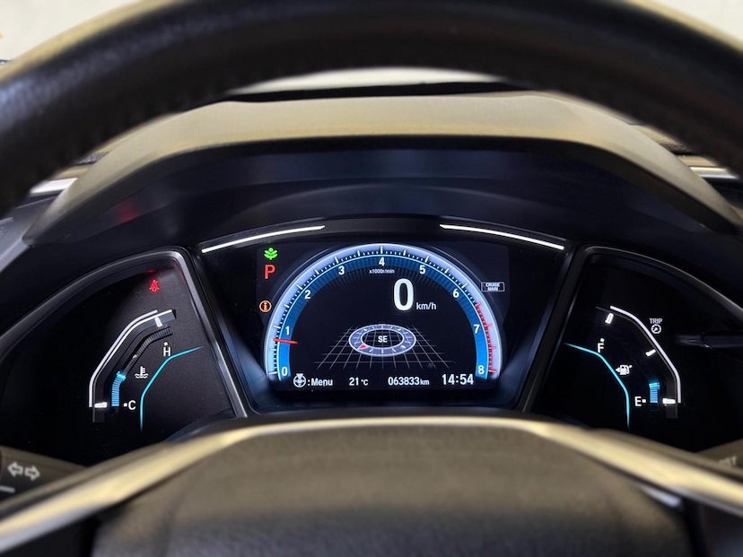 Foto do veículo HONDA CIVIC  TOURING CVT 2019 63.800 KM 139.900,00