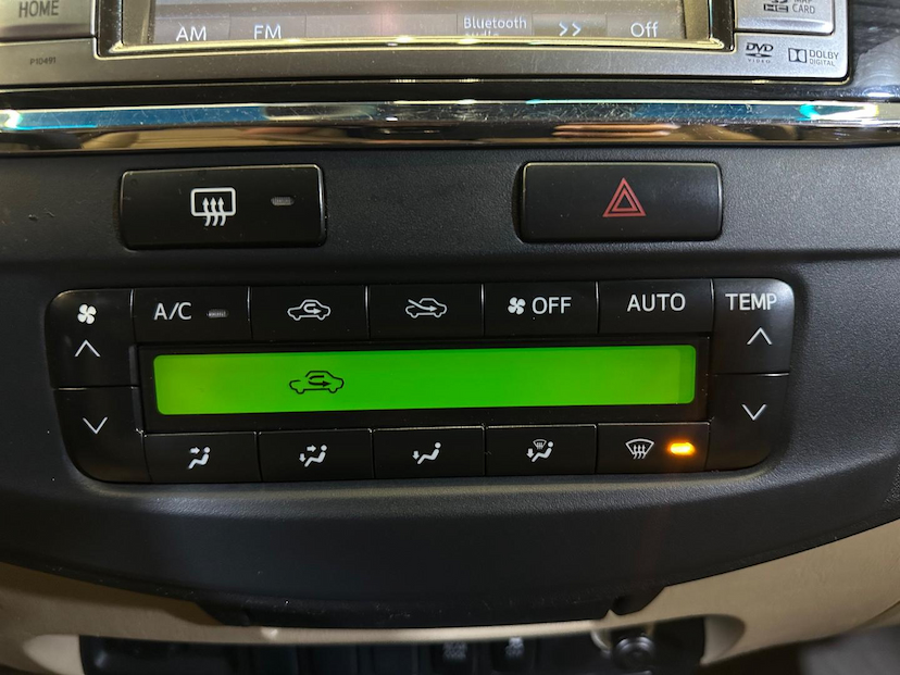 Foto do veículo TOYOTA HILUX SW4 SRV4X4 2015 162.500 KM 158.900,00