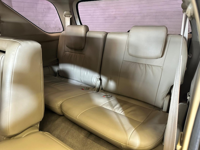 Foto do veículo TOYOTA HILUX SW4 SRV4X4 2015 162.500 KM 158.900,00