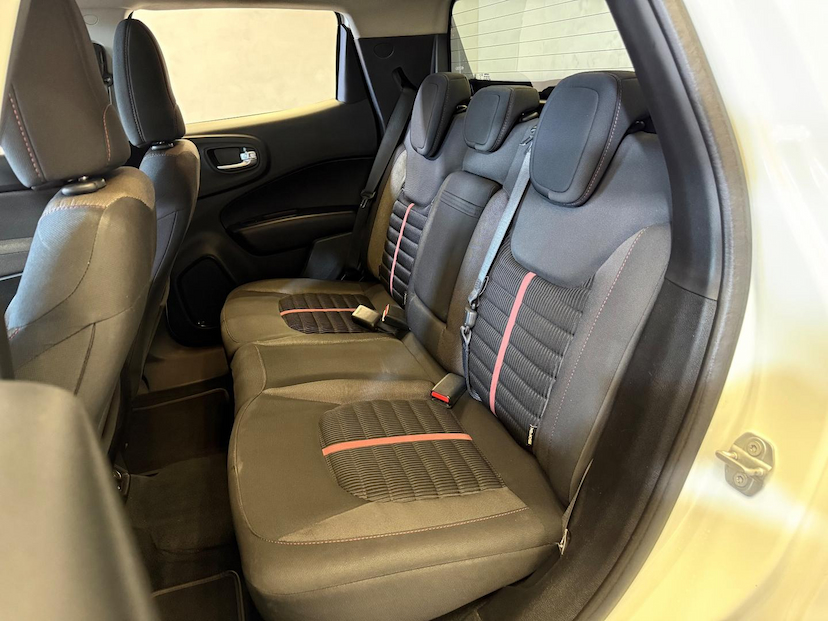 Foto do veículo FIAT TORO  1.8 16V EVO FLEX FREEDOM AT6 2019 52.660 KM 93.900,00