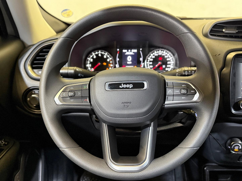 Foto do veículo JEEP RENEGADE  1.3 TURBO 2024 18.374 KM 108.900,00