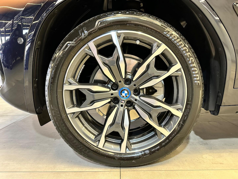 Foto do veículo BMW X3  XDRIVE30E 2024 14.605 KM 365.900,00