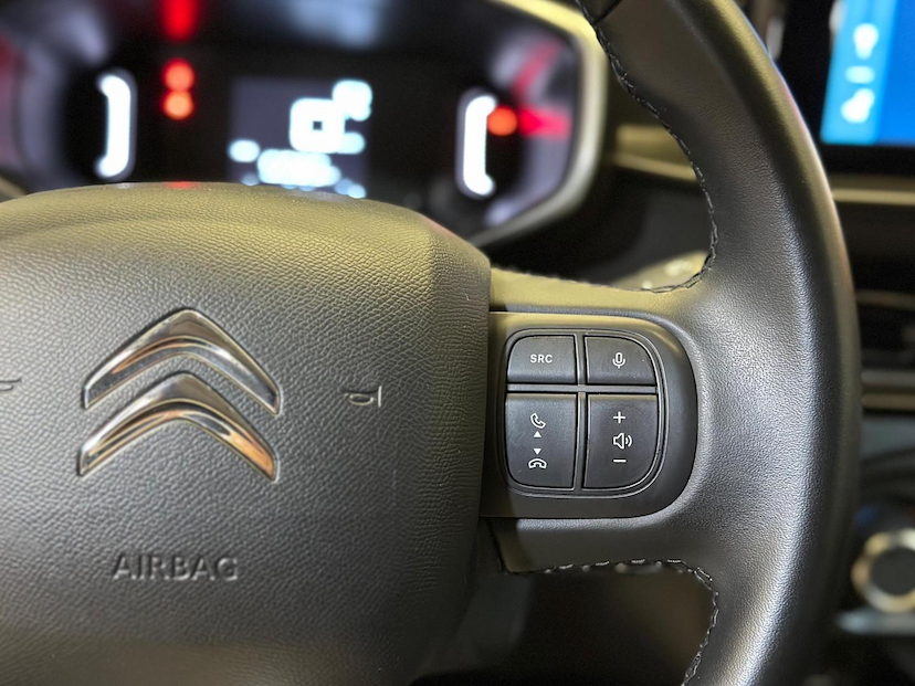 Foto do veículo CITROËN C3  YOU! 1.0 FLEX TURBO 200 AUT. 2025 5.749 KM 92.900,00