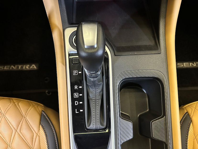 Foto do veículo NISSAN SENTRA  EXCLUSIVE INT. PREMIUM 2.0 16V AUT. 2024 12.136 KM 152.900,00