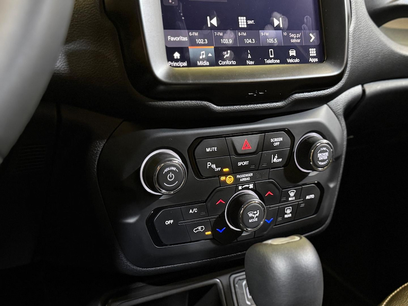 Foto do veículo JEEP RENEGADE  LGTD T270 2024 11.700 KM 122.900,00